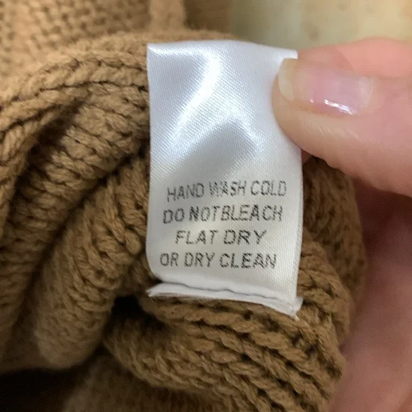 NWT brown sweater/3/4 sleeves with split sides - Picture 5 of 8